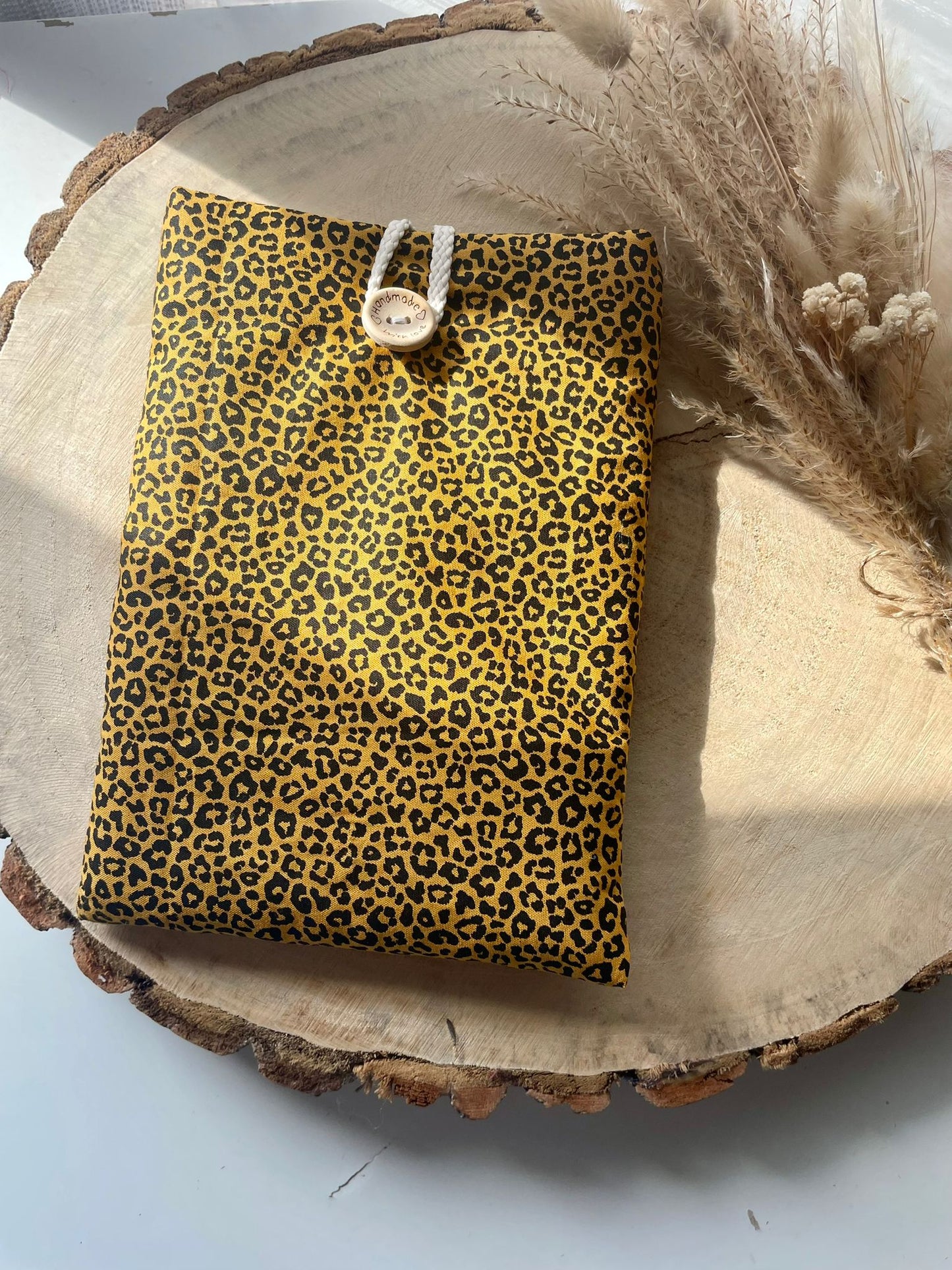Pochette à livre de poche